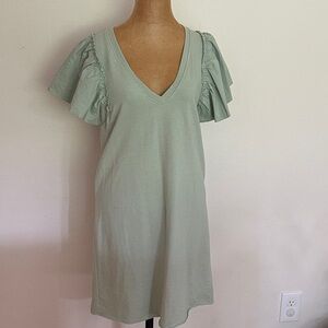 Sundays sz 1 or S Light Green jersey dress ruffled sleeve like new condition